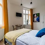 Cozy, Small Studio.Great location / Mała Kawalerka