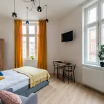 Cozy, Small Studio.Great location / Mała Kawalerka