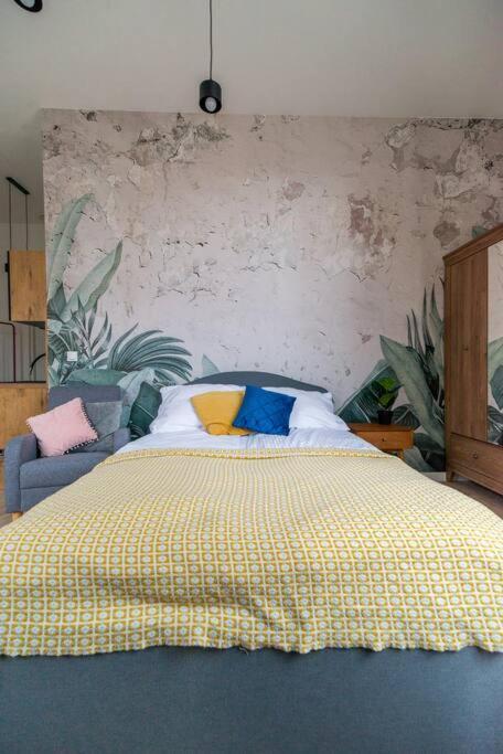 Cozy, Small Studio.great Location / Mała Kawalerka *
